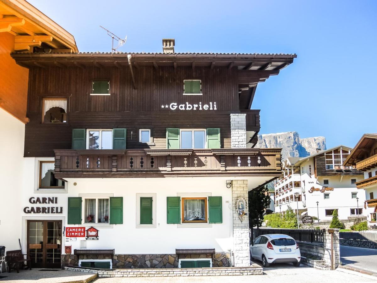 לינה וארוחת בוקר קורברה אין בדיה Garni Gabrieli מראה חיצוני תמונה